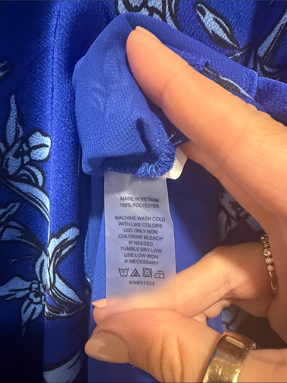 Vince Camuto Blue Floral Draped Blouse - Picture 4 of 5
